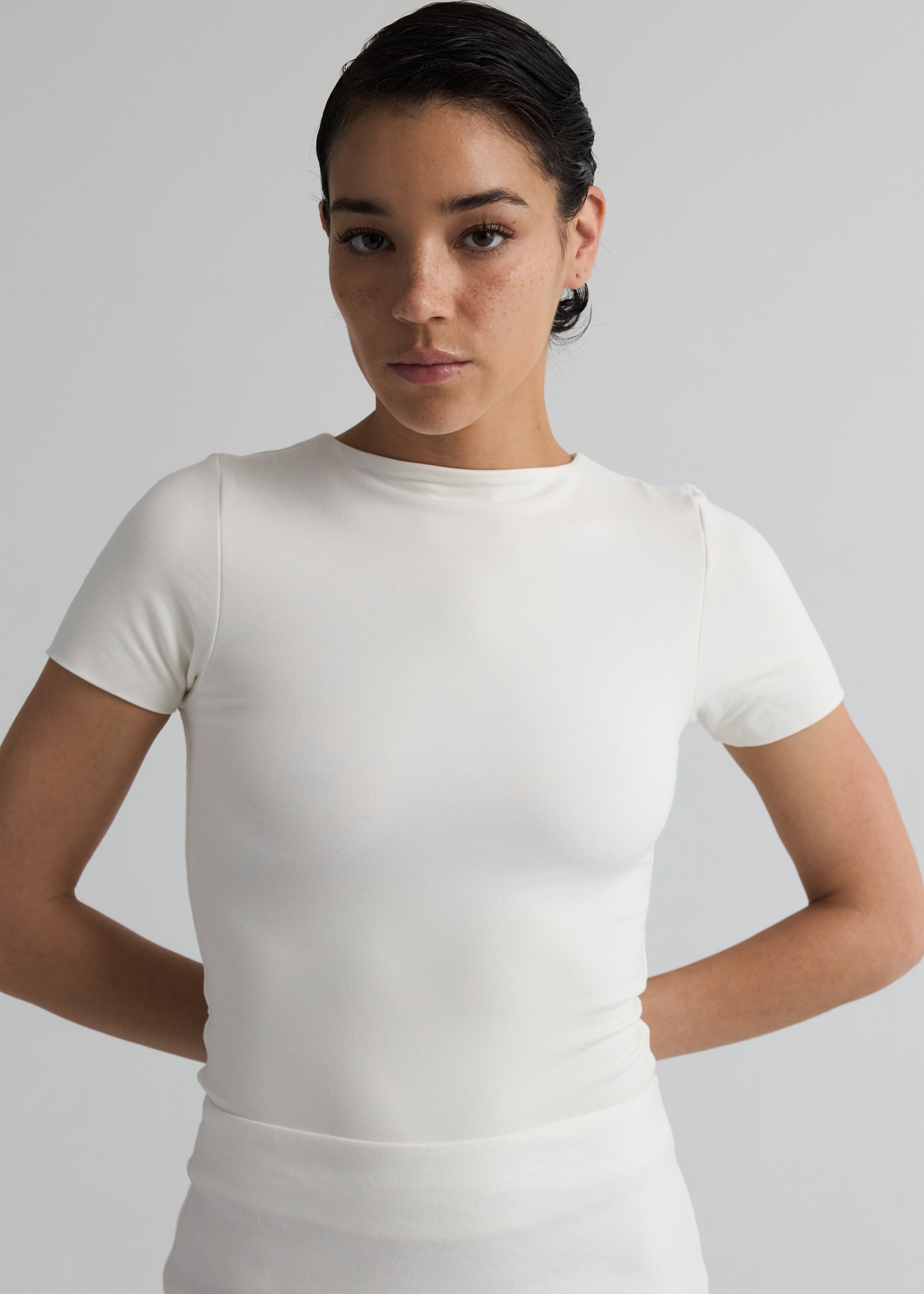 Signature T-Shirt - Ultra Light